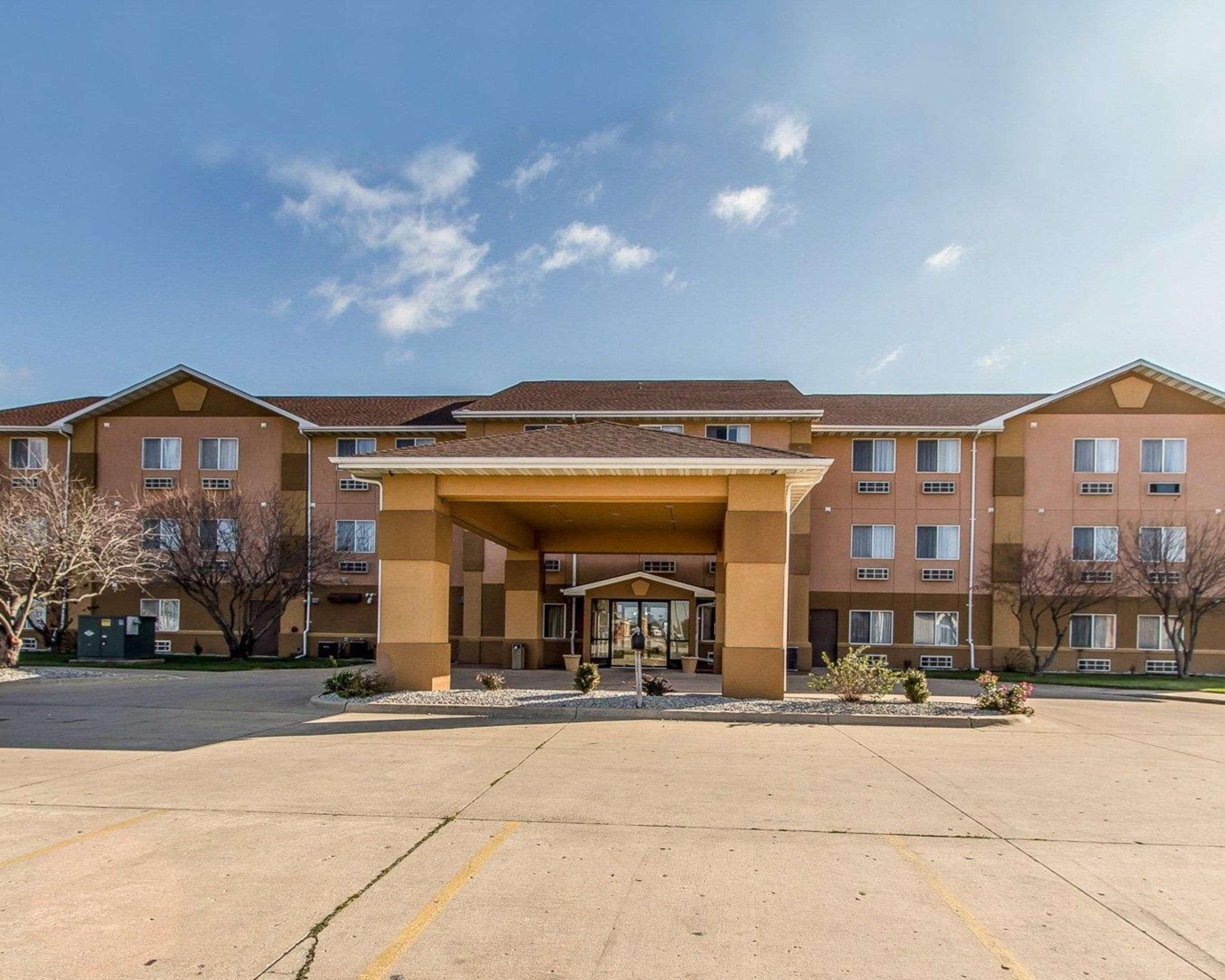 Quality & Hotel