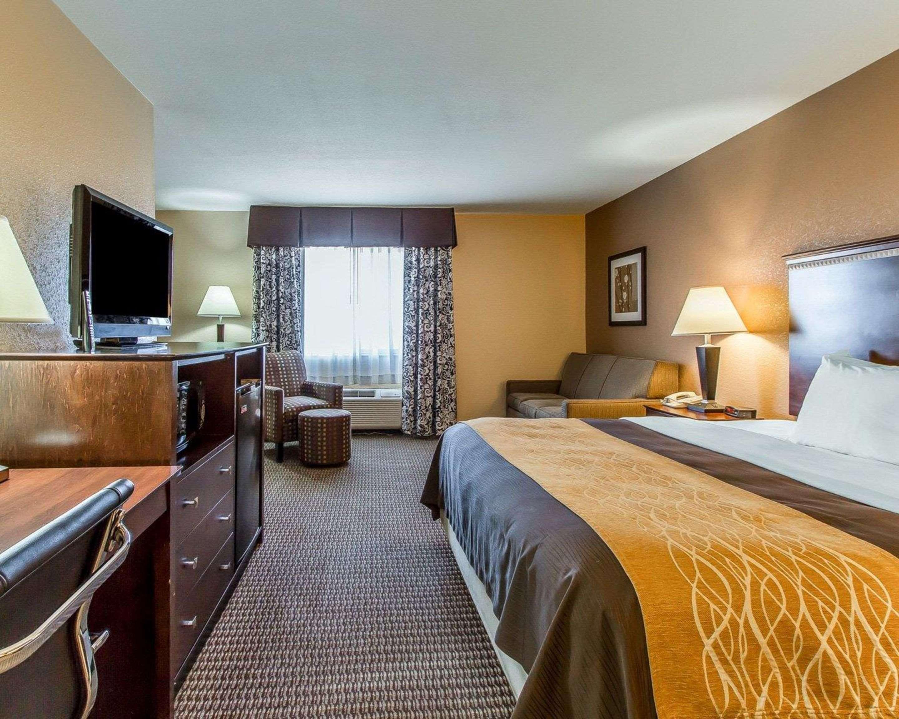 Hotel Quality & Mount Pleasant