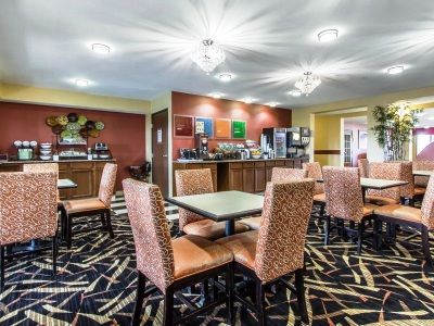 Hotel Quality & Mount Pleasant